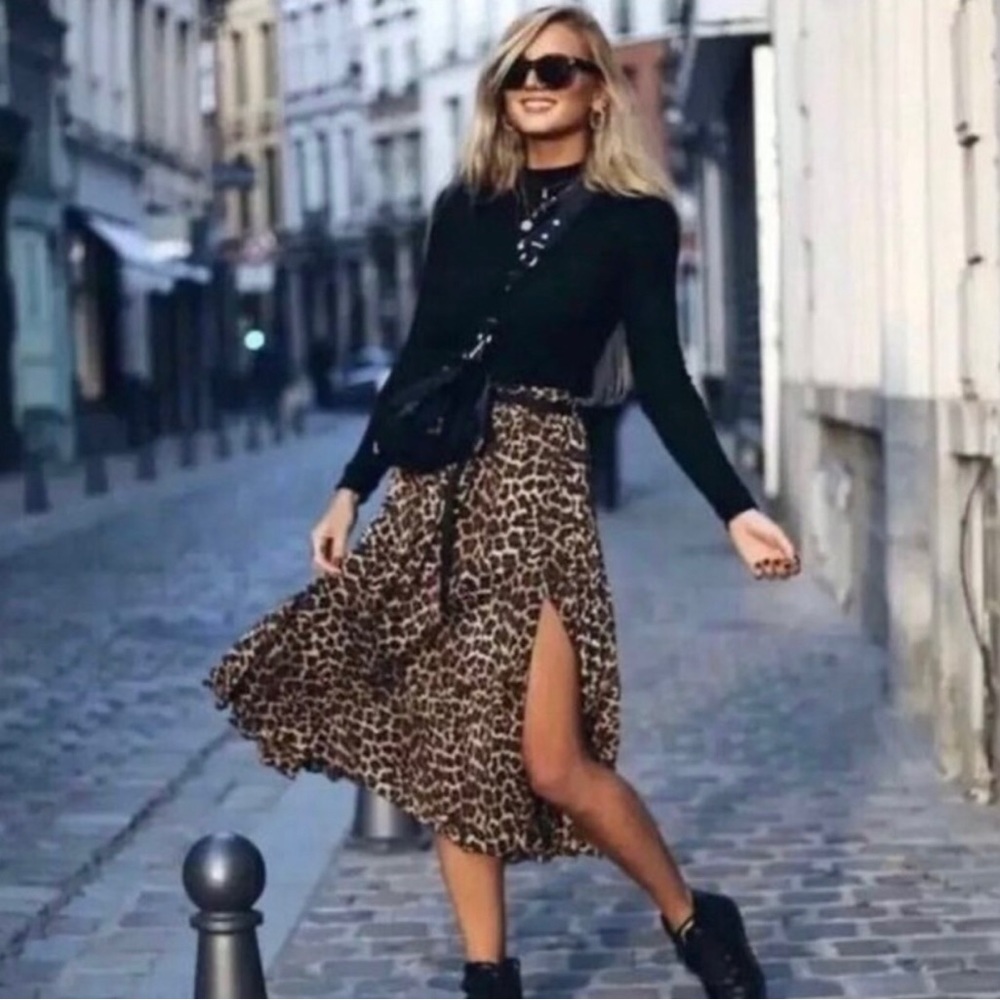 Zara Cheetah Crinkle Midi Skirt